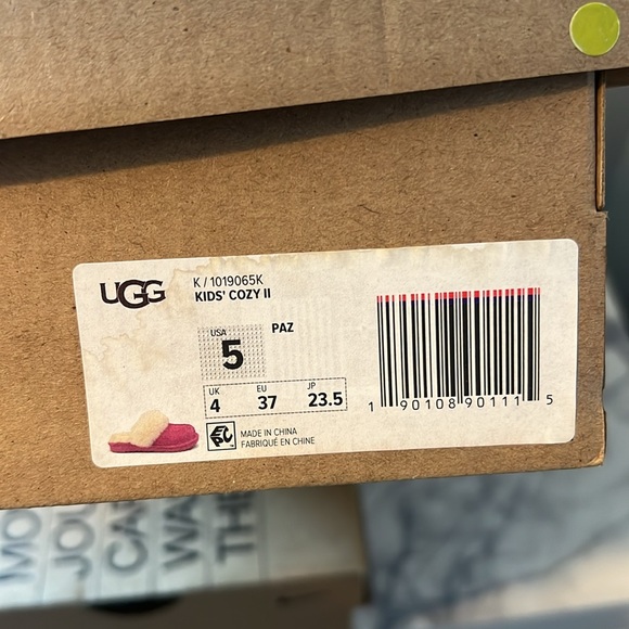NEW UGG Kids Cozy II - Picture 4 of 5